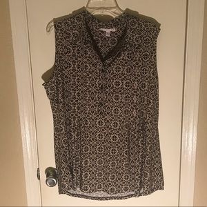 Abstract Collared Tank